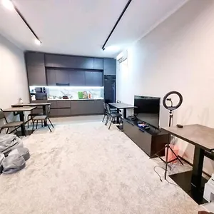  Капсульный отель Almaty Central Hostel